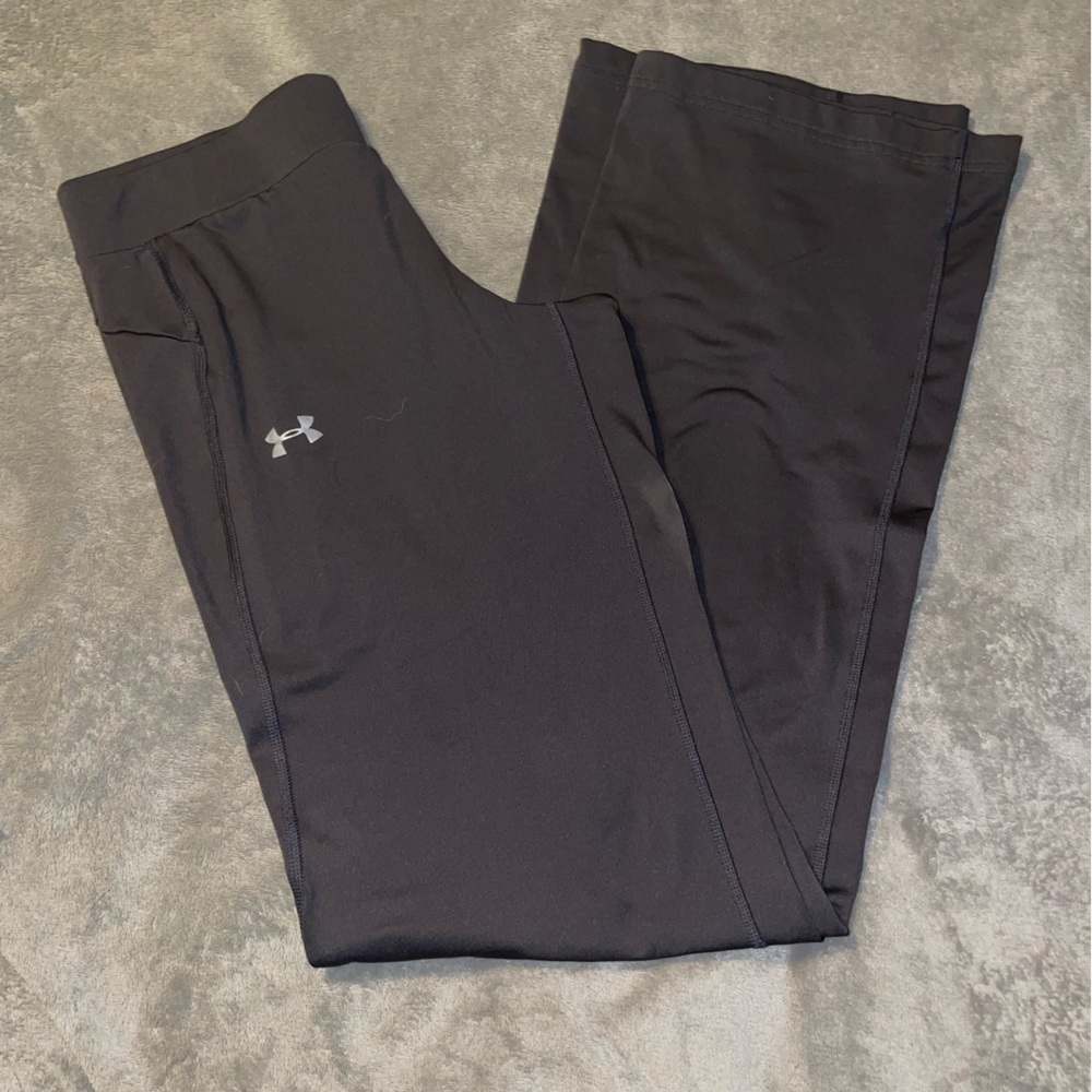 Under Armour Cold Gear Sweatpants. Wide Leg. Medium